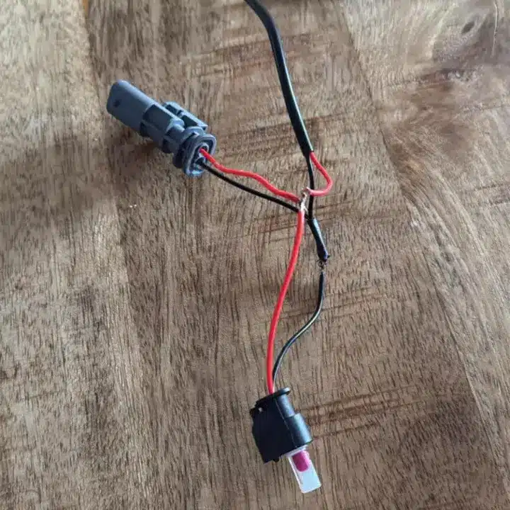 How to Connect a VW LED Emblem to the LED Bar Connector 3 VW-LED-EMBLEM-PLUG